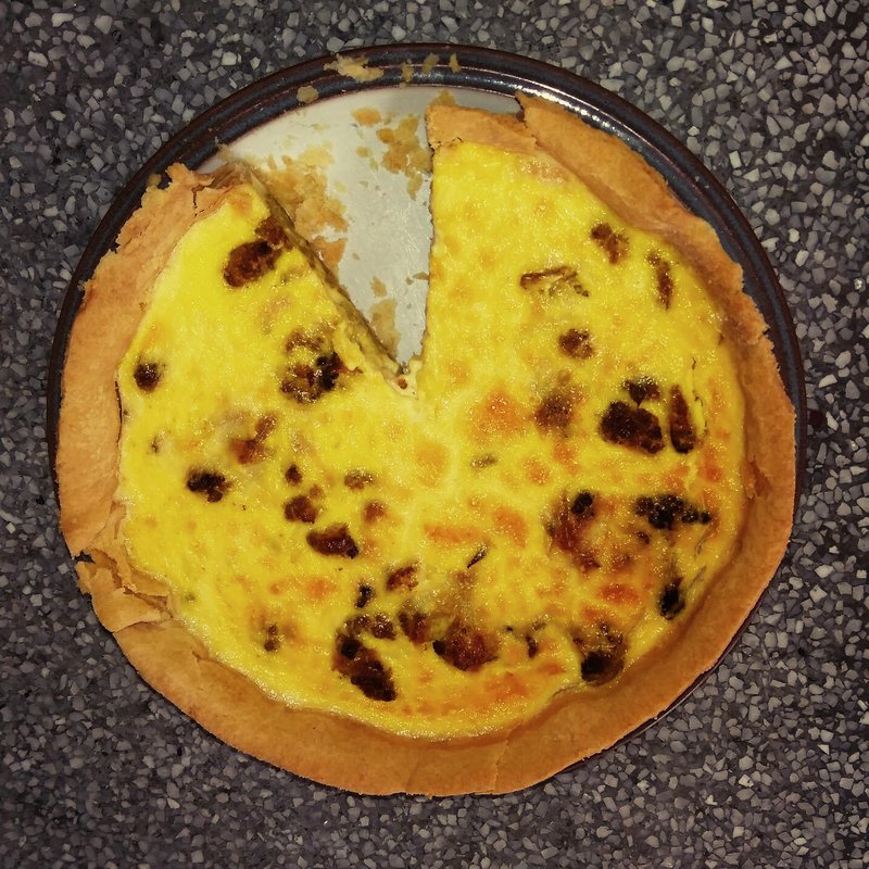 Roasted cauliflower quiche